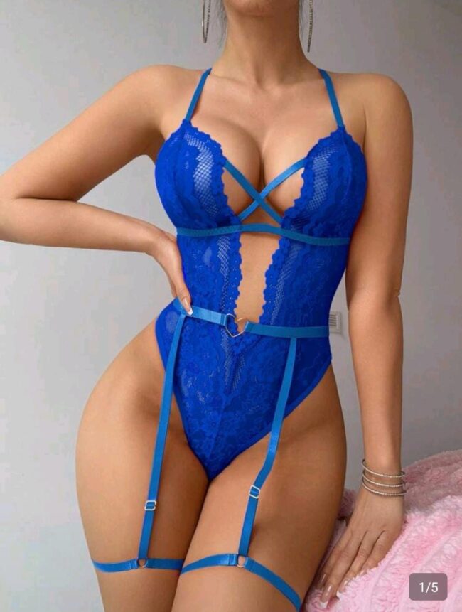 BODY STRAPPY AZUL COM CINTA LIGA DETALHE CORAÇAO RENDA MACIA
