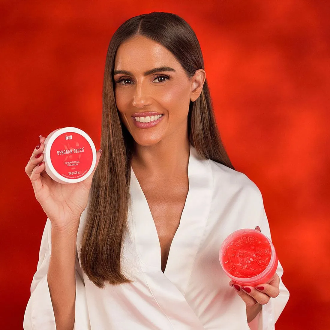 ESFOLIANTE ÍNTIMO COM ÓLEO DE AMÊNDOAS E D-PANTENOL 150ML