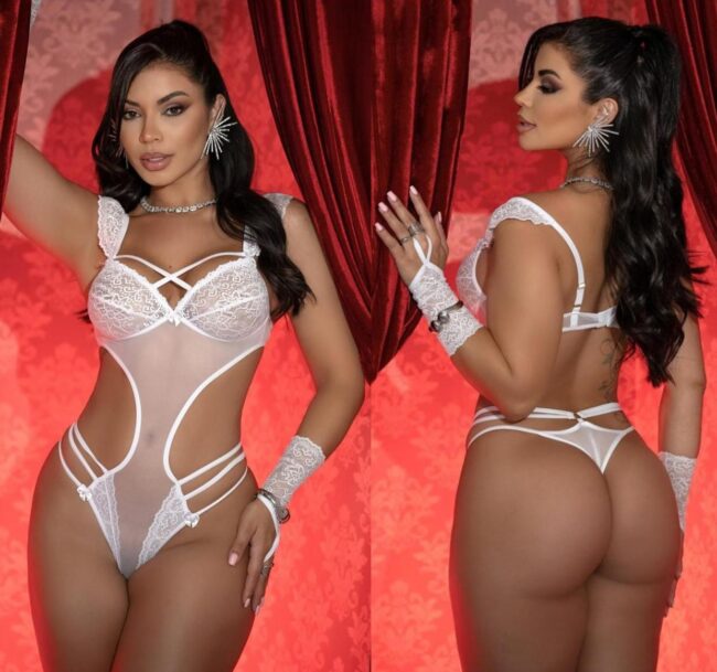BODY ALTA QUALIDADE COM DETALHES EM RENDA E LUVA